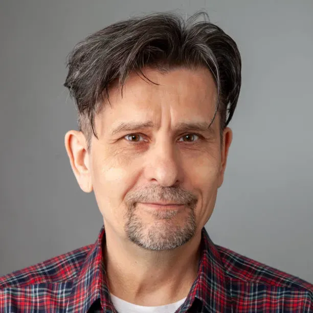 Man feeling confident after using Prostea Peak prostate support supplement